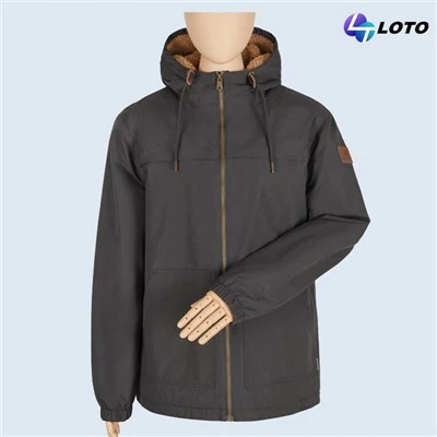 Chaqueta acolchada negra para hombre